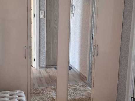 2 otaqlı köhnə tikili - Yeni Günəşli q. - 55 m²