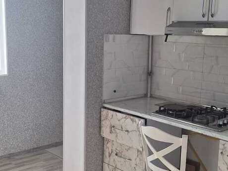 2 otaqlı köhnə tikili - Yeni Günəşli q. - 55 m²