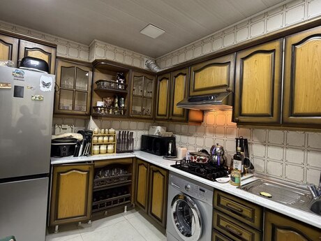 Elan №6273231 - Bakı, Gənclik m., 3 otaqlı, 80 m², 2/9 mərtəbə