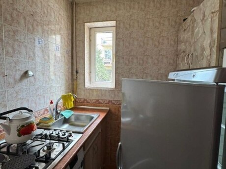 2 otaqlı köhnə tikili - Nizami m. - 60 m²