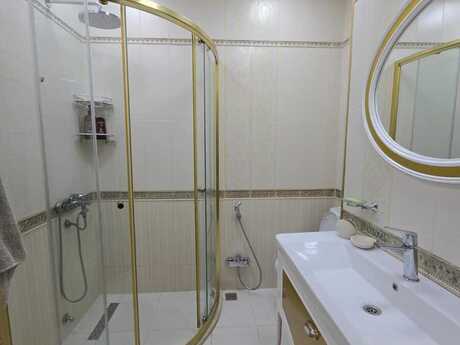 Kirayə 4 otaqlı mənzil, 200 m², Ağ şəhər: 2 500 ₼/ay 2