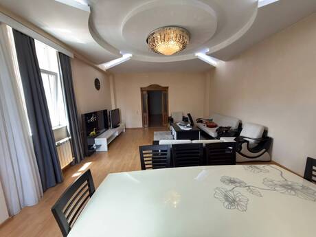 4-room apartment, 155 m², Azadlıq Prospekti: 375 000 ₼ 2