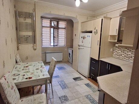 Elan №6273339 - Bakı, Memar Əcəmi m., 3 otaqlı, 65 m², 1/9 mərtəbə