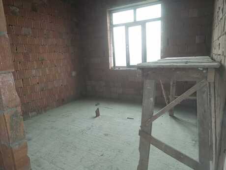 2 otaqlı mənzil, 70 m², Bakıxanov: 84 000 ₼ 2