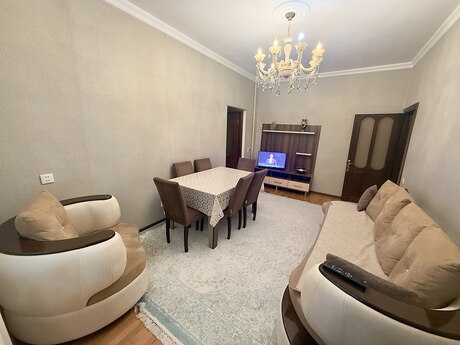 2 otaqlı köhnə tikili - 9-cu mikrorayon q. - 67 m²