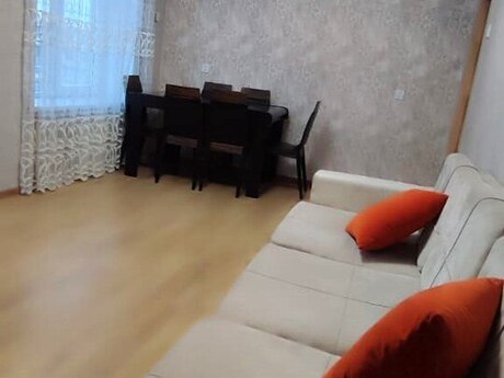 3 otaqlı köhnə tikili - Xalqlar Dostluğu m. - 65 m²