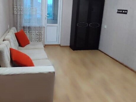 3 otaqlı köhnə tikili - Xalqlar Dostluğu m. - 65 m²