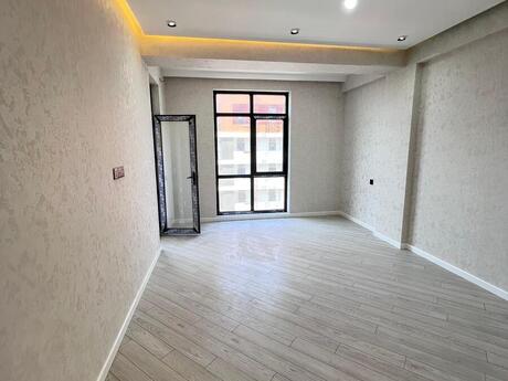 2 otaqlı mənzil, 70 m², Qara Qarayev: 220 000 ₼ 2