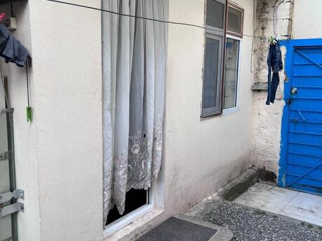 1 otaqlı həyət evi/bağ evi - 8 Noyabr m. - 18 m²