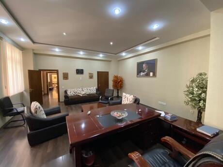 Elan №6274097 - Bakı, Nizami m., 4 otaqlı, 150 m²