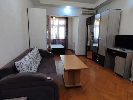 Объявление №6274284 - Баку, м. Низами, 2-комн., 40 м², 2/5 этаж