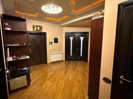 3 otaqlı mənzil, 136 m², Azadlıq Prospekti: 340 000 ₼ 3