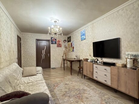 Elan №6274511 - Bakı, Yasamal q., 2 otaqlı, 85 m², 3/5 mərtəbə