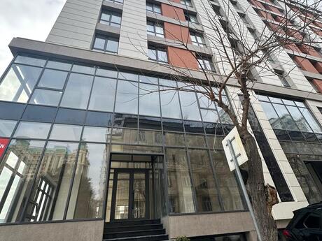 2 otaqlı ofis - Nizami m. - 119 m²
