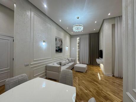 Elan №6274500 - Bakı, Ağ şəhər q., 2 otaqlı, 82 m², 3/7 mərtəbə