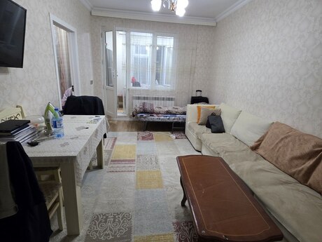 Elan №6274597 - Bakı, Memar Əcəmi m., 2 otaqlı, 40 m², 2/5 mərtəbə