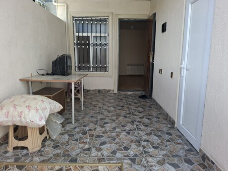 Elan №6274694 - Bakı, Qaraçuxur q., 2 otaqlı, 20 m²