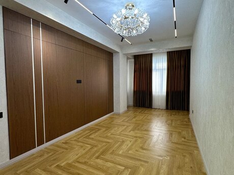 2-room apartment, 76 m², Neftçilər: 252 000 ₼ 2