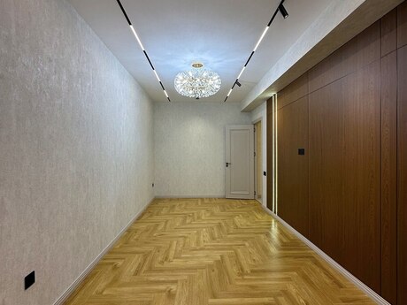 2-room apartment, 76 m², Neftçilər: 252 000 ₼ 3
