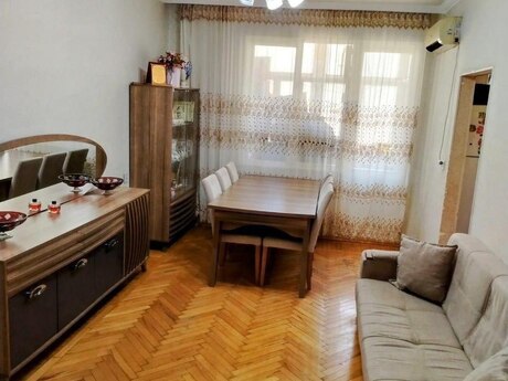 Объявление №6274896 - Баку, м. Мемар Аджеми, 2-комн., 60 м², 2/5 этаж