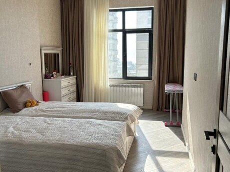 Elan №6274929 - Bakı, 28 May m., 2 otaqlı, 80 m², 8/16 mərtəbə