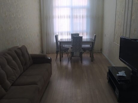 Объявление №6274939 - Баку, м. Мемар Аджеми, 2-комн., 70 м², 2/17 этаж