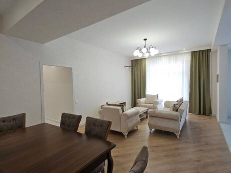 3-комн. новостройка - Сабаильский р. - 125 м²