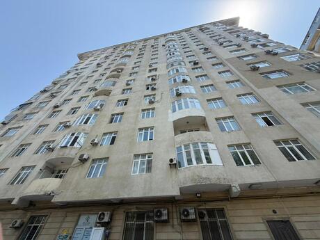 Объявление №6274978 - Баку, Насиминский  р., 3-комн., 140 м², 14/17 этаж