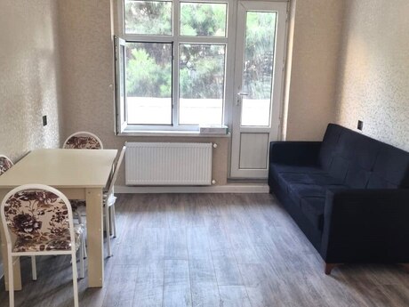 1 otaqlı köhnə tikili - Xalqlar Dostluğu m. - 42 m²