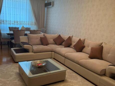 Memar Əcəmidə 3 otaqlı yeni tikili mənzil satılır, 125 m², 255 000 AZN, şəkil 3 / 12