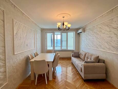 Elan №6275227 - Bakı, Gənclik m., 3 otaqlı, 80 m², 5/10 mərtəbə