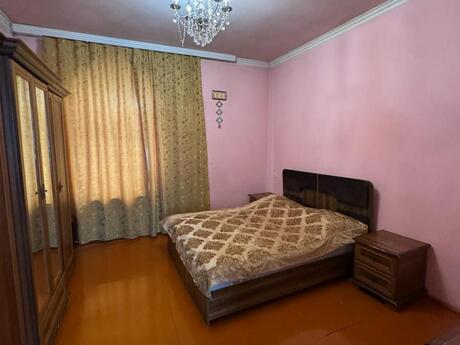 6 otaqlı həyət evi/bağ evi - Keşlə q. - 400 m²