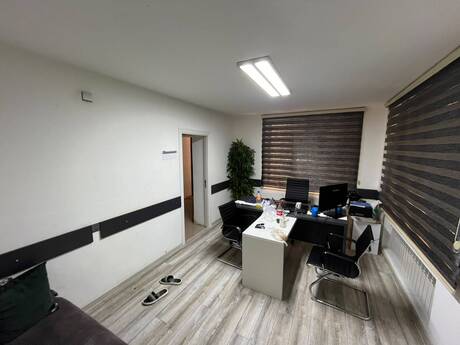 2 otaqlı ofis - İnşaatçılar m. - 45 m²