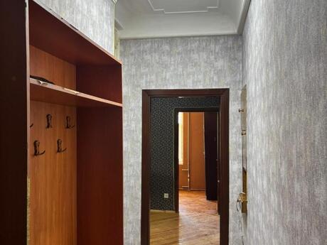 2 otaqlı köhnə tikili - Nəriman Nərimanov m. - 60 m²
