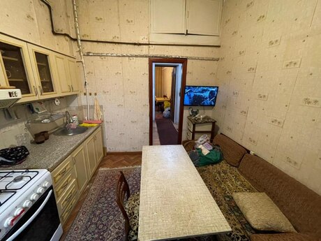 Elan №6275481 - Bakı, Elmlər Akademiyası m., 1 otaqlı, 45 m², 4/4 mərtəbə
