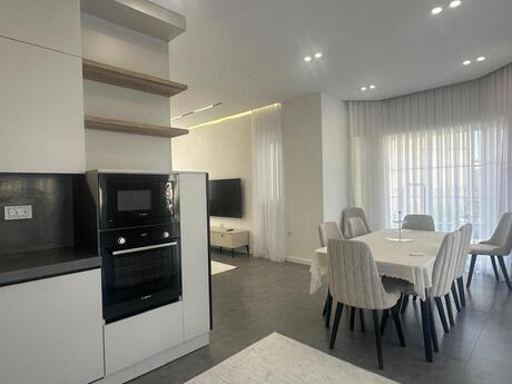 4 otaqlı həyət evi/bağ evi - Sea Breeze q. - 170 m²