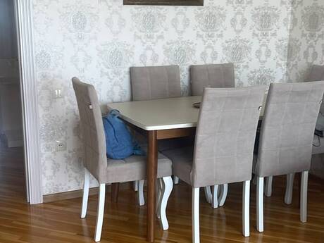 5 otaqlı köhnə tikili - Köhnə Günəşli q. - 110 m²