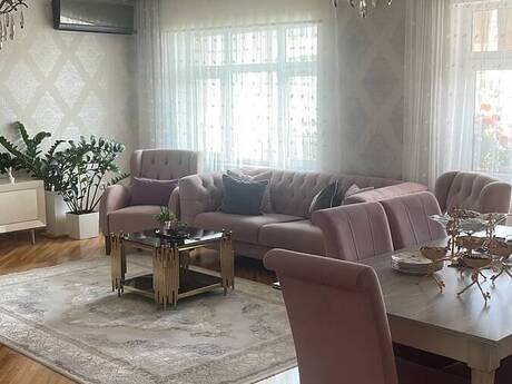 5 otaqlı köhnə tikili - Köhnə Günəşli q. - 110 m²