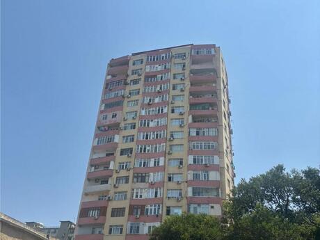 Объявление №6216814 - Баку, Хатаинский р., 3-комн., 145 м², 14/16 этаж