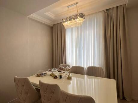 3 otaqlı mənzil, 108 m², Səbail: 318 000 ₼ 2