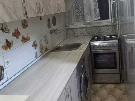 2 otaqlı həyət evi/bağ evi - Əhmədli m. - 60 m²