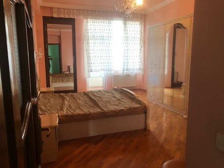 3 otaqlı yeni tikili - 8 Noyabr m. - 120 m²