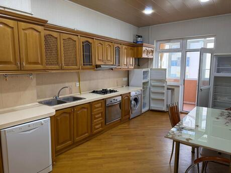 Elan №6275891 - Bakı, Nəriman Nərimanov m., 3 otaqlı, 165 m², 7/10 mərtəbə