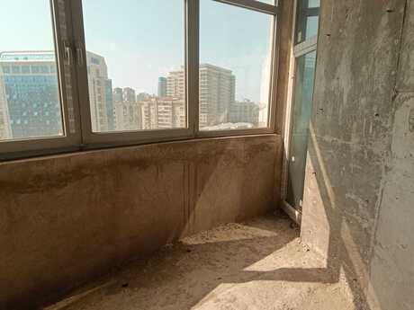 4 otaqlı mənzil, 215 m², Nizami: 645 000 ₼ 5