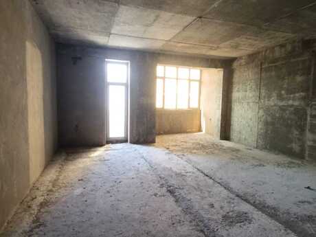 4 otaqlı mənzil, 215 m², Nizami: 645 000 ₼ 2