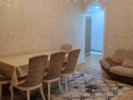 2 otaqlı yeni tikili - 8 Noyabr m. - 70 m²