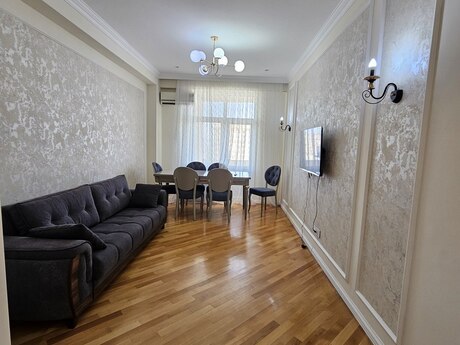 2 otaqlı yeni tikili - Azadlıq Prospekti m. - 75 m²
