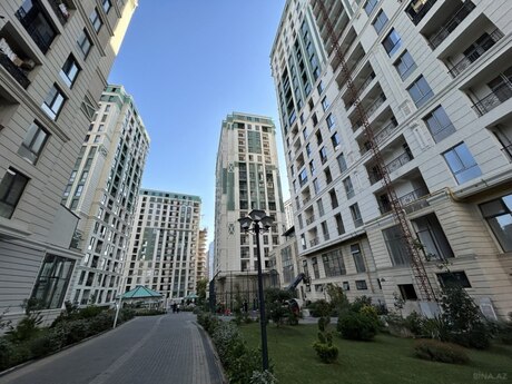 3-room apartment, 140 m², Zümrüd Residence: 462 000 ₼ 5