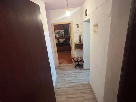 Объявление №6276137 - Баку, м. Иншаатчылар, 3-комн., 90 м², 1/5 этаж