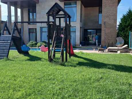 5 otaqlı həyət evi/bağ evi - Bilgəh q. - 400 m²